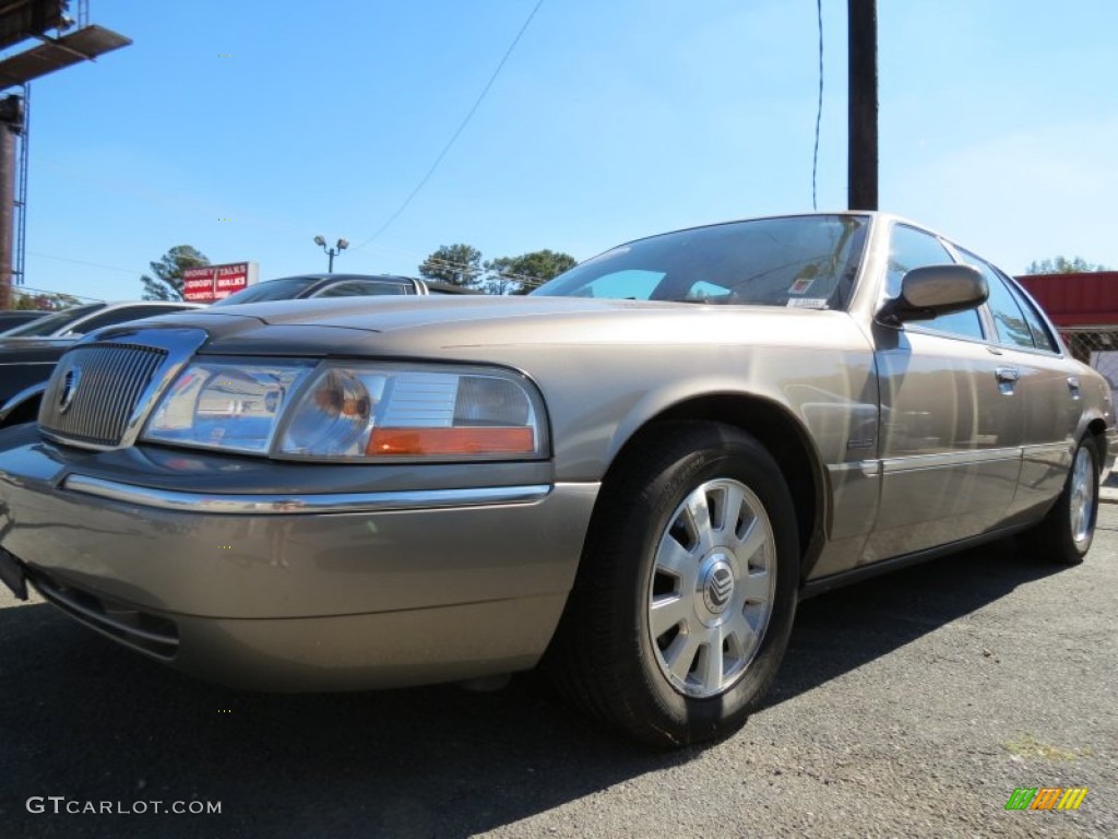 2004 Grand Marquis LS - Arizona Beige Metallic / Medium Parchment photo #1