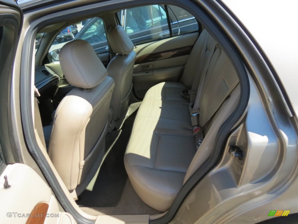 2004 Grand Marquis LS - Arizona Beige Metallic / Medium Parchment photo #7