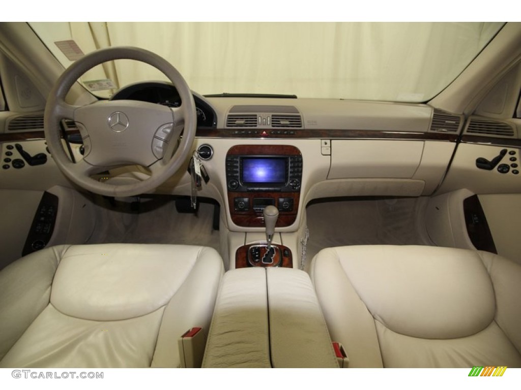 2005 Mercedes-Benz S 500 Sedan Java Dashboard Photo #76718563
