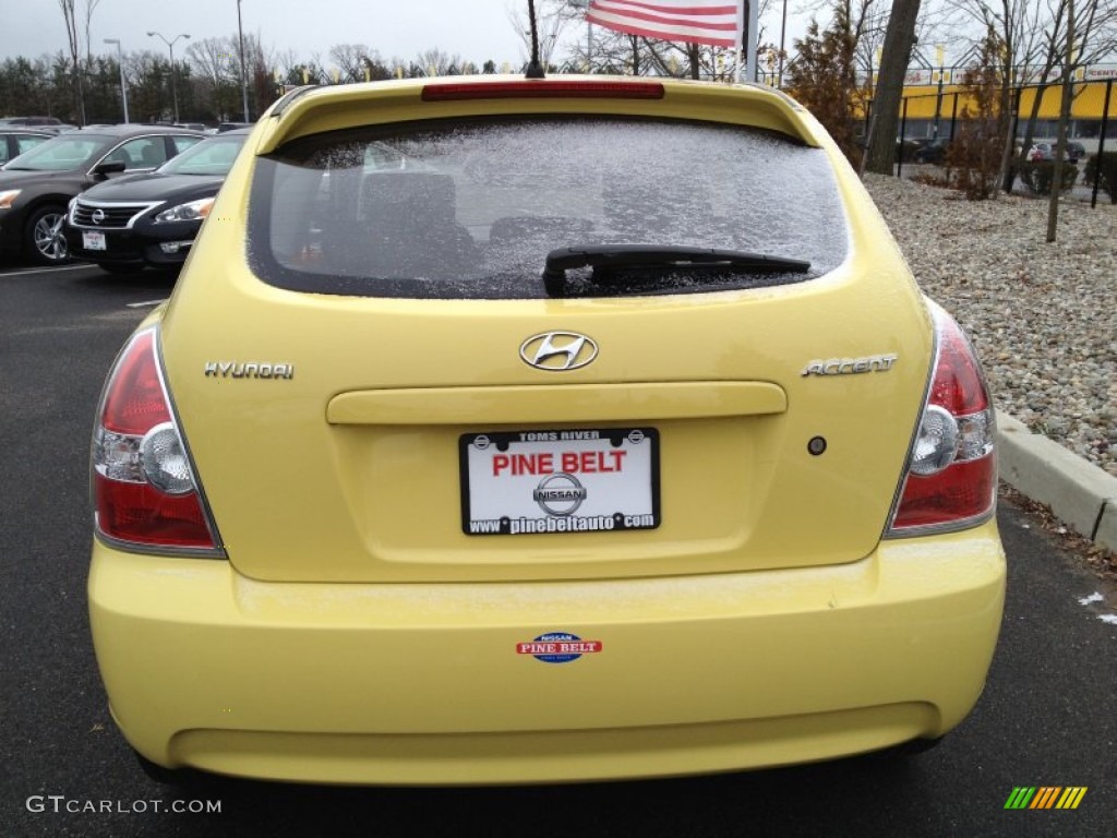 2010 Accent GS 3 Door - Mellow Yellow / Black photo #6