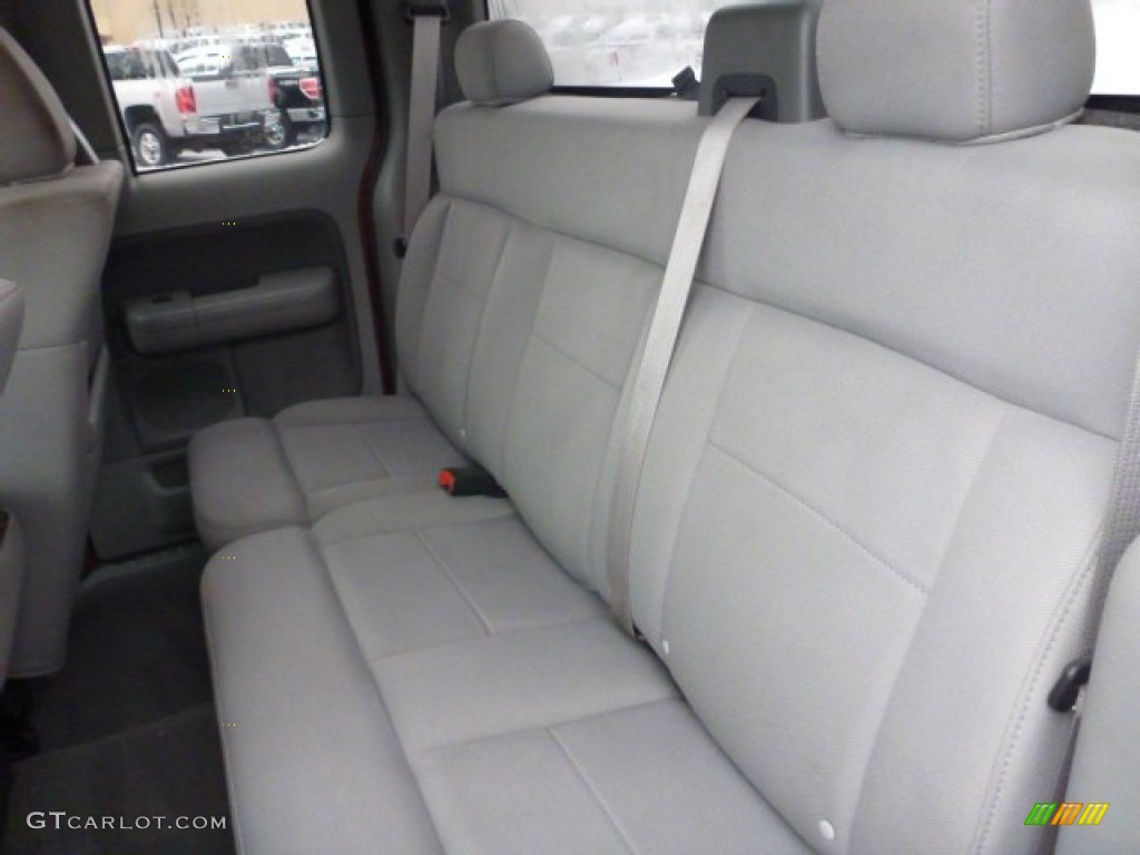 2006 F150 STX SuperCab - Bright Red / Medium Flint photo #11