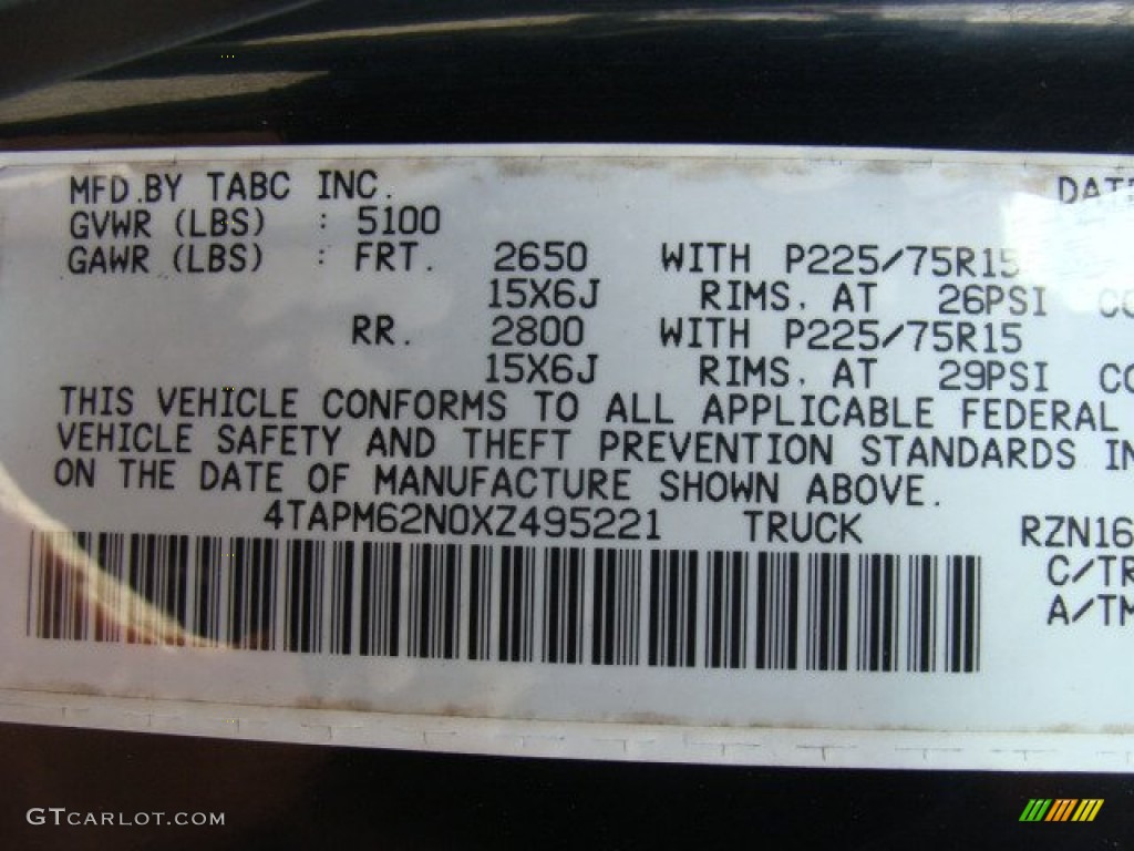 1999 Tacoma Regular Cab 4x4 - Black Metallic / Gray photo #15