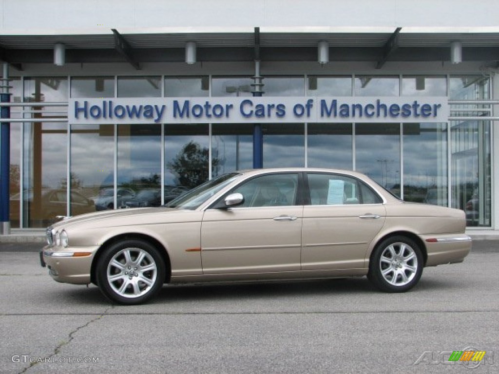 Topaz Metallic Jaguar XJ