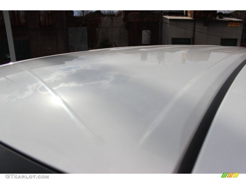 2012 Sienna V6 - Super White / Bisque photo #8