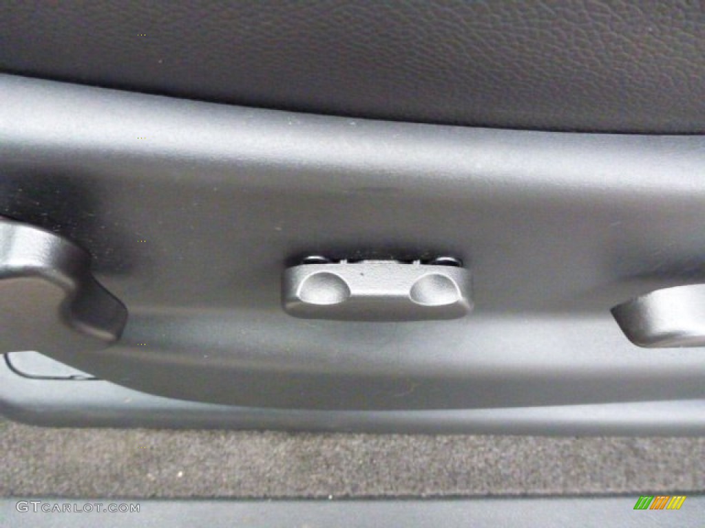 2013 Suburban LT 4x4 - Crystal Red Tintcoat / Ebony photo #17