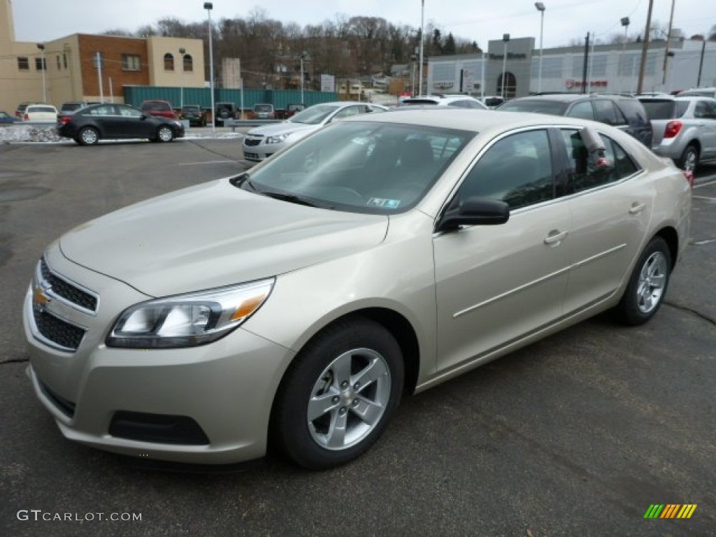 2013 Malibu LS - Champagne Silver Metallic / Jet Black/Titanium photo #8