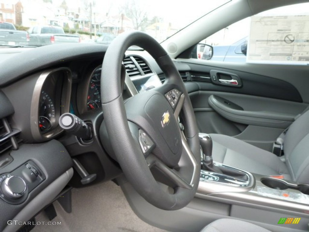 2013 Malibu LS - Champagne Silver Metallic / Jet Black/Titanium photo #16