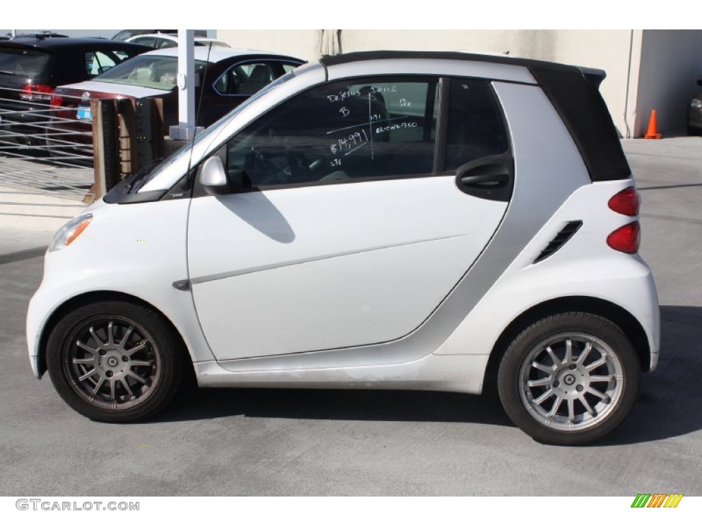 Crystal White 2012 Smart fortwo passion cabriolet Exterior Photo #76734409