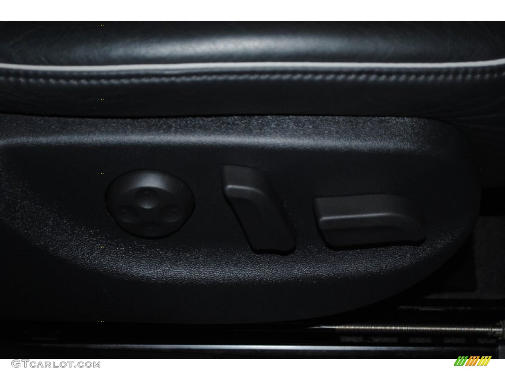 2007 RS4 4.2 quattro Sedan - Sprint Blue Pearl Effect / Black photo #48