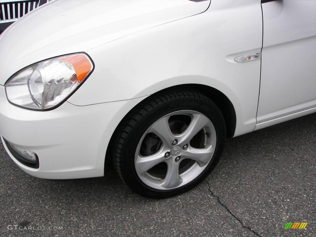 2007 Accent SE Coupe - Nordic White / Gray photo #11