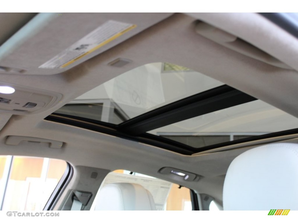 2013 Cadillac XTS Platinum FWD Sunroof Photo #76738004