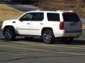 White Diamond Tricoat - Escalade Luxury AWD Photo No. 4