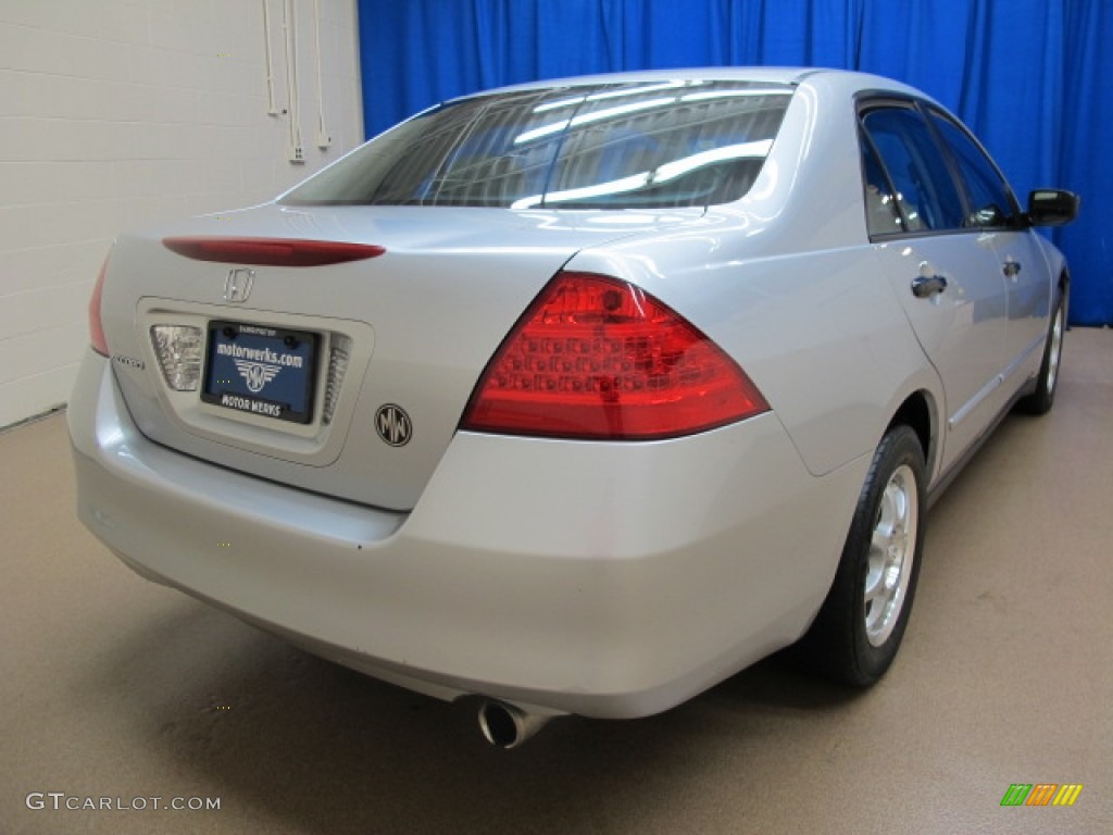 2006 Accord Value Package Sedan - Alabaster Silver Metallic / Gray photo #7