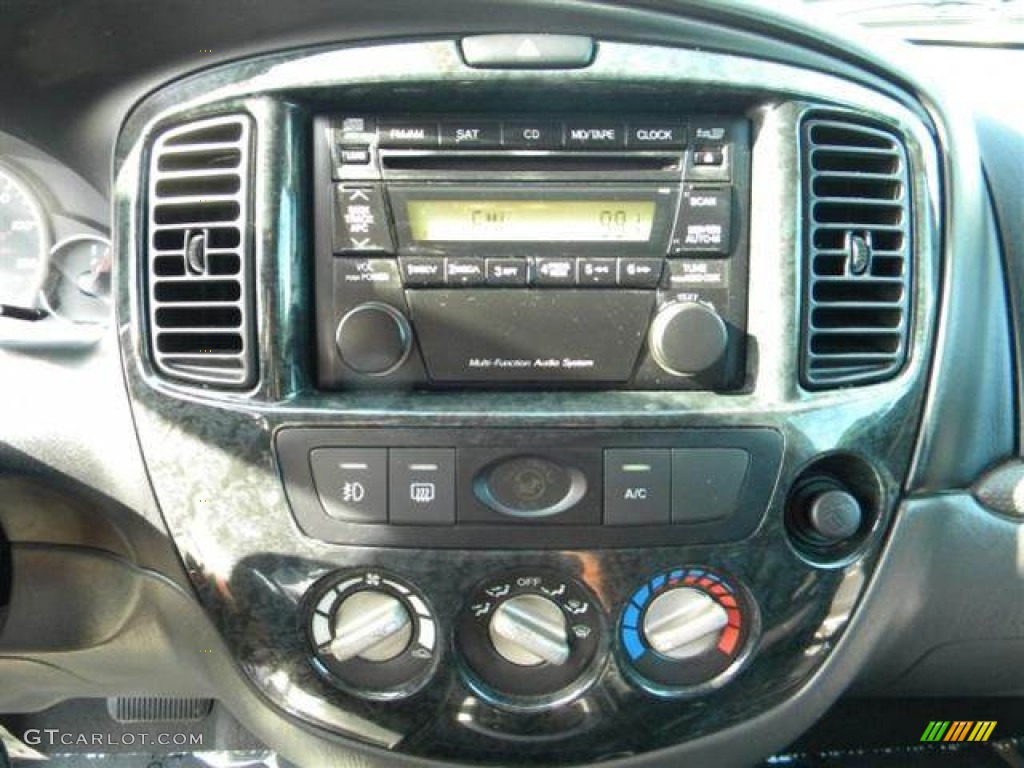 2005 Mazda Tribute s Controls Photo #76742444