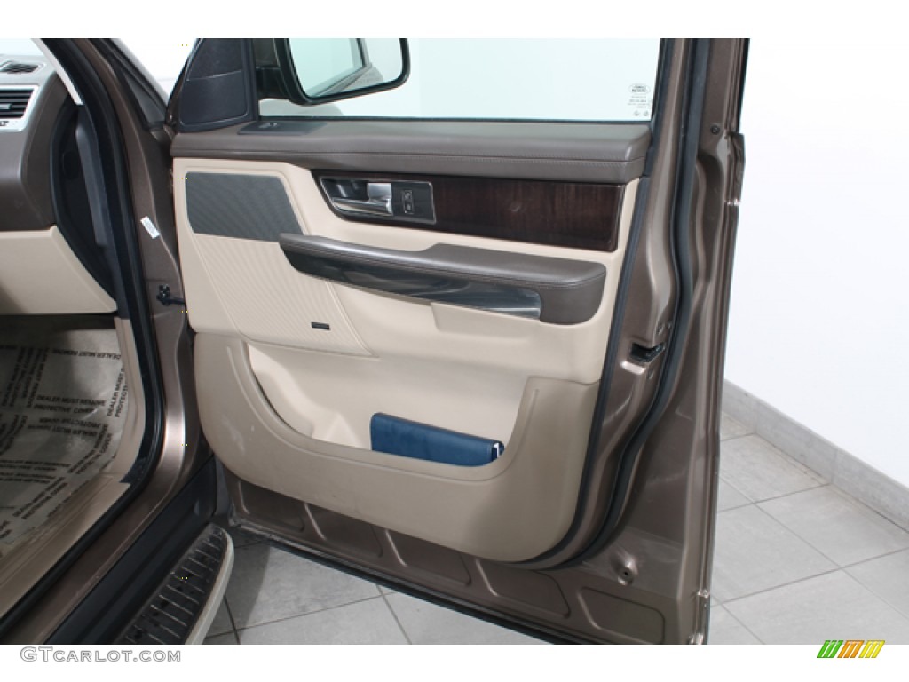 2010 Land Rover Range Rover Sport Supercharged Premium Arabica/Arabica Stitching Door Panel Photo #76743857