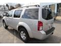 Silver Lightning - Pathfinder S 4x4 Photo No. 10