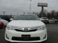 Super White - Camry XLE Photo No. 2