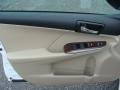 Super White - Camry XLE Photo No. 6