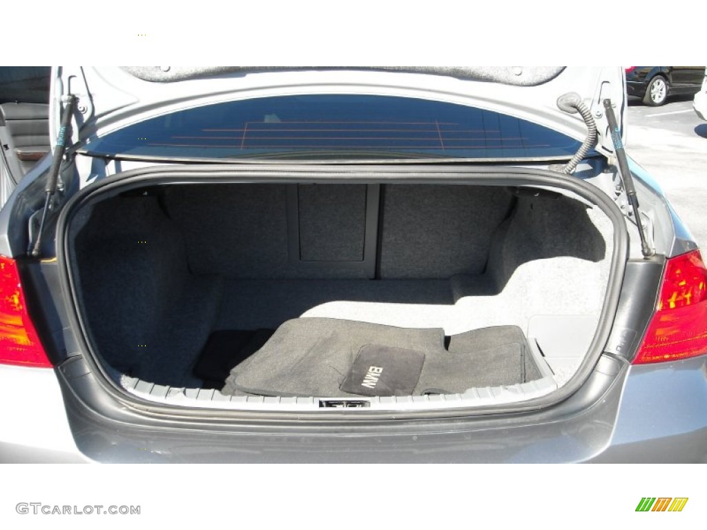 2011 BMW 3 Series 328i Sedan Trunk Photo #76746855