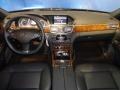 Black - E 350 4Matic Sedan Photo No. 24