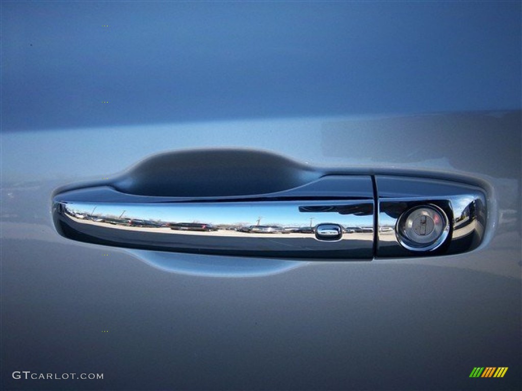 2012 300 Limited - Bright Silver Metallic / Black photo #9
