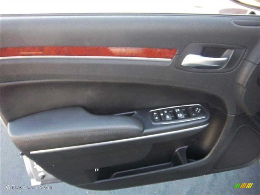2012 300 Limited - Bright Silver Metallic / Black photo #10