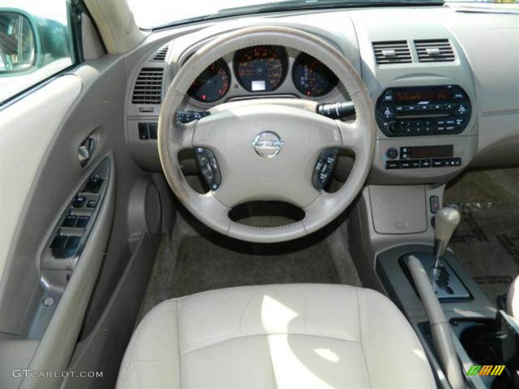2002 Altima 3.5 SE - Seascape Light Blue / Blond Beige photo #9