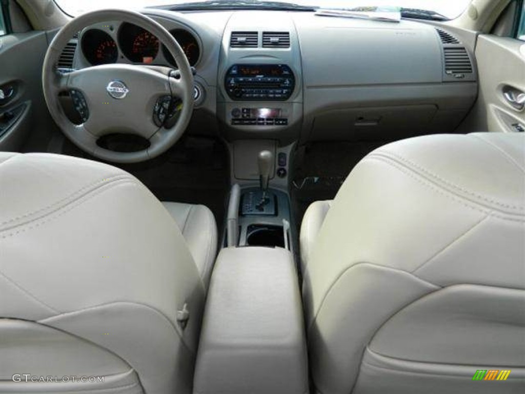 2002 Altima 3.5 SE - Seascape Light Blue / Blond Beige photo #10