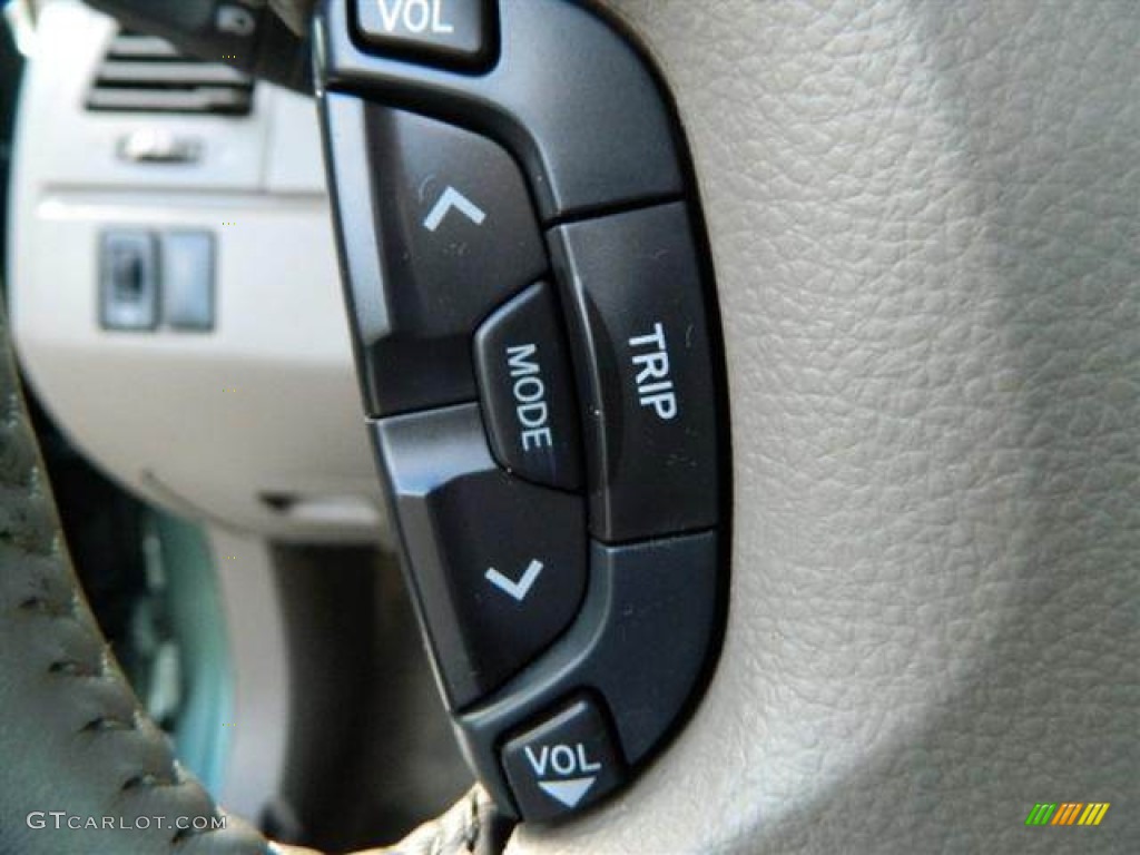 2002 Altima 3.5 SE - Seascape Light Blue / Blond Beige photo #23