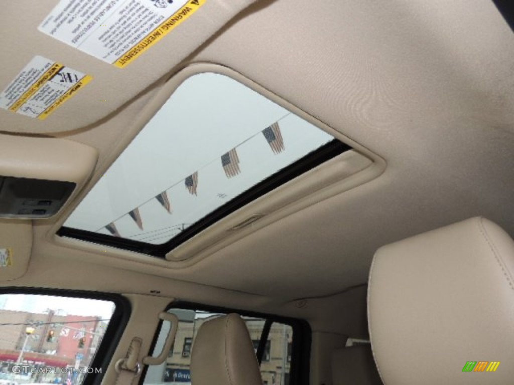 2010 Mercury Mountaineer V6 AWD Sunroof Photos