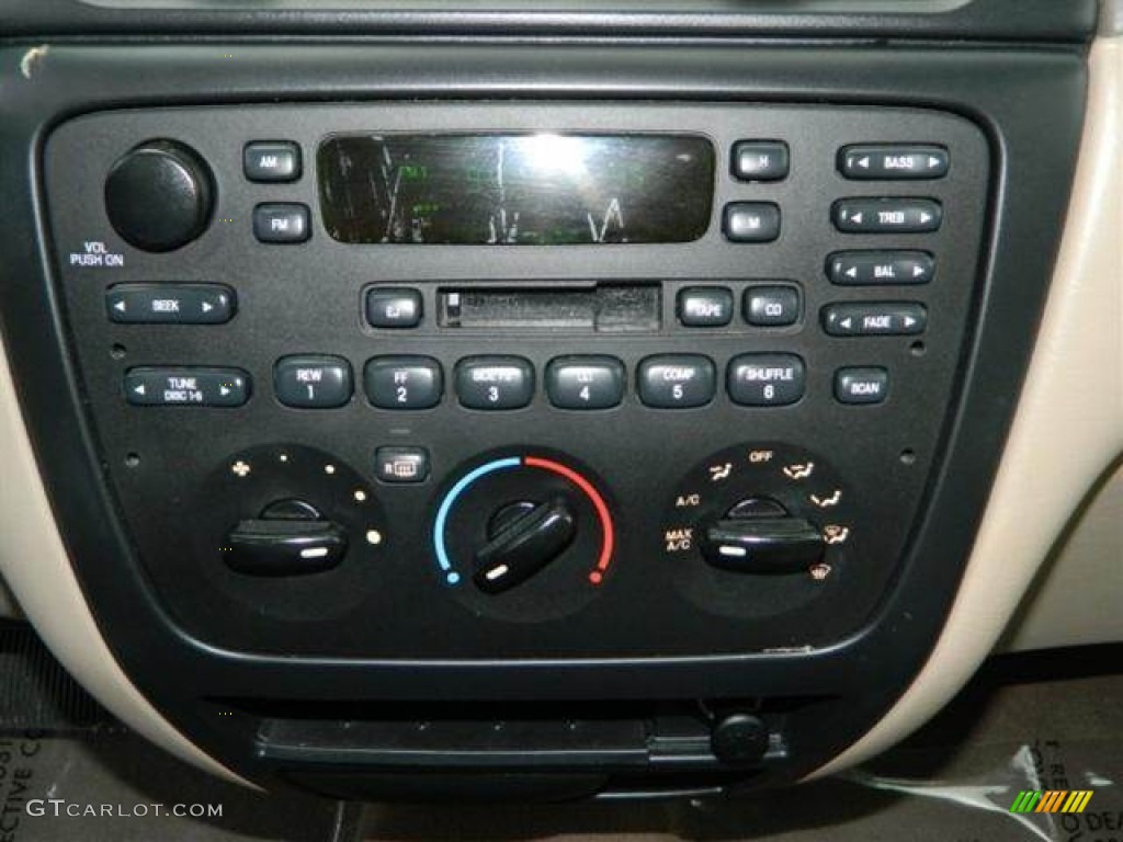 2002 Ford Taurus LX Controls Photo #76752767