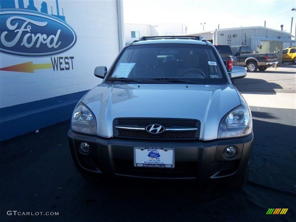 2008 Tucson SE - Platinum Silver / Gray photo #2