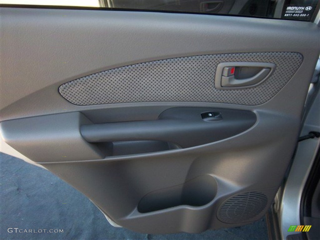 2008 Tucson SE - Platinum Silver / Gray photo #12