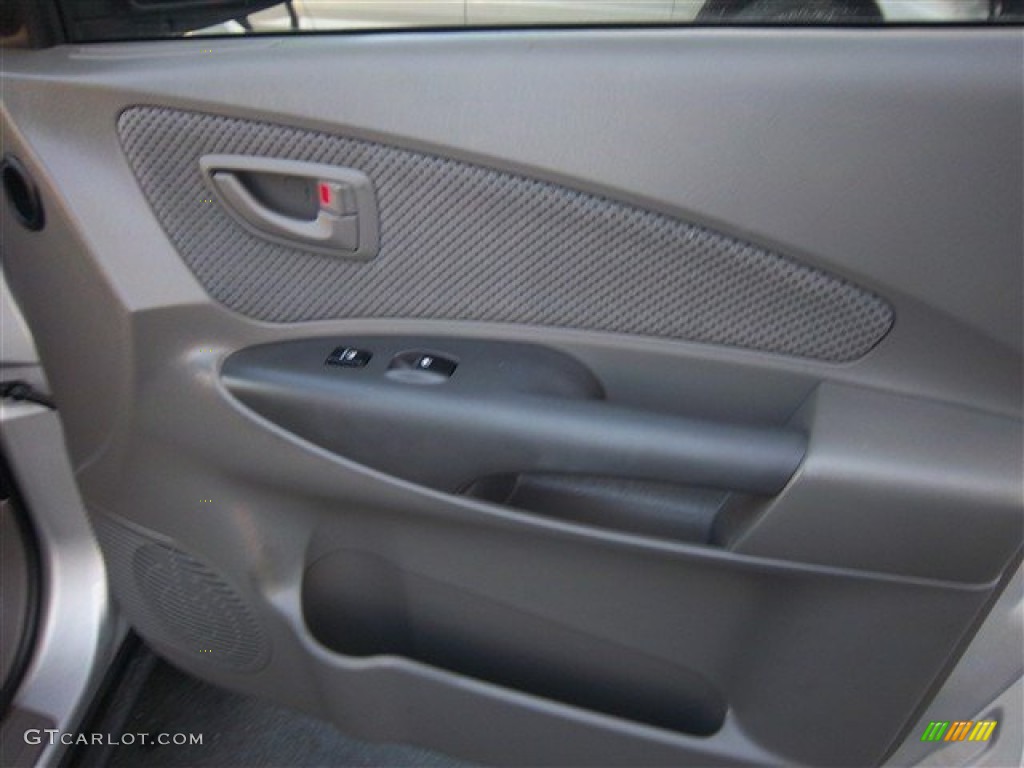 2008 Tucson SE - Platinum Silver / Gray photo #17