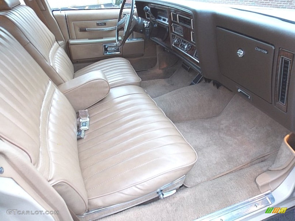 Doeskin Interior 1982 Oldsmobile Custom Cruiser Wagon Photo #76754167