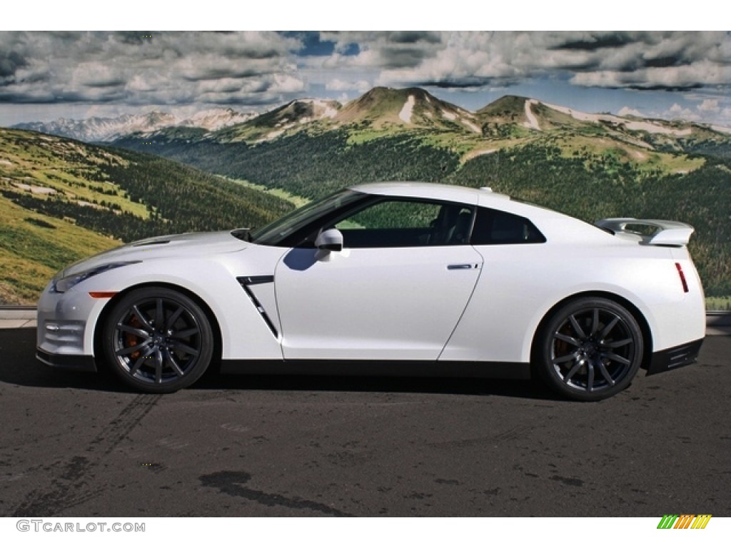 Pearl White 2013 Nissan GT-R Premium Exterior Photo #76754447