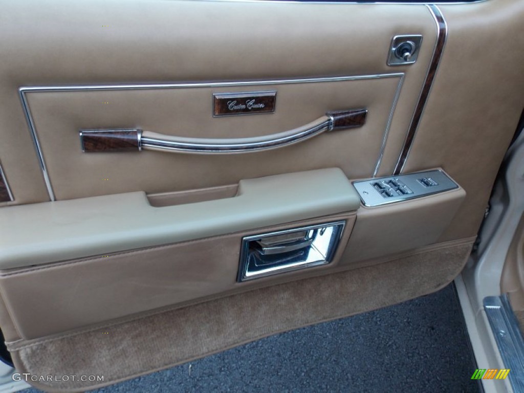 1982 Oldsmobile Custom Cruiser Wagon Doeskin Door Panel Photo #76754737