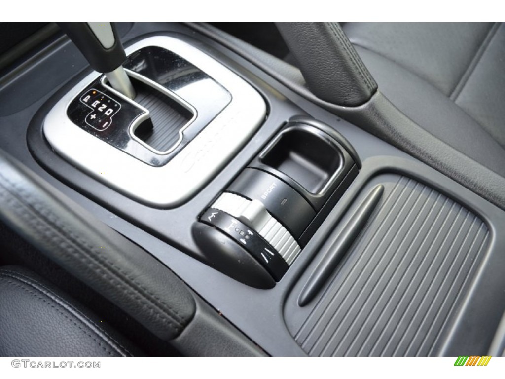 2009 Porsche Cayenne Tiptronic Controls Photo #76754993