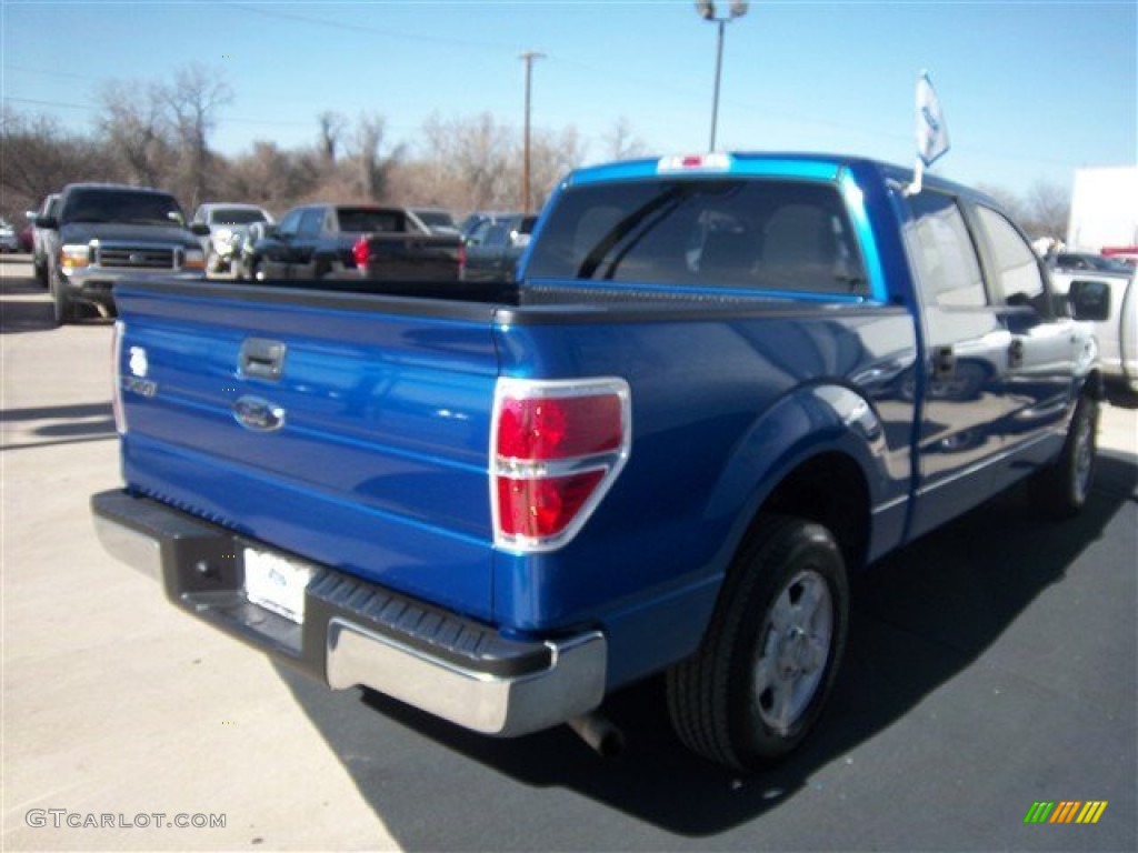 2010 F150 XLT SuperCrew - Blue Flame Metallic / Medium Stone photo #6