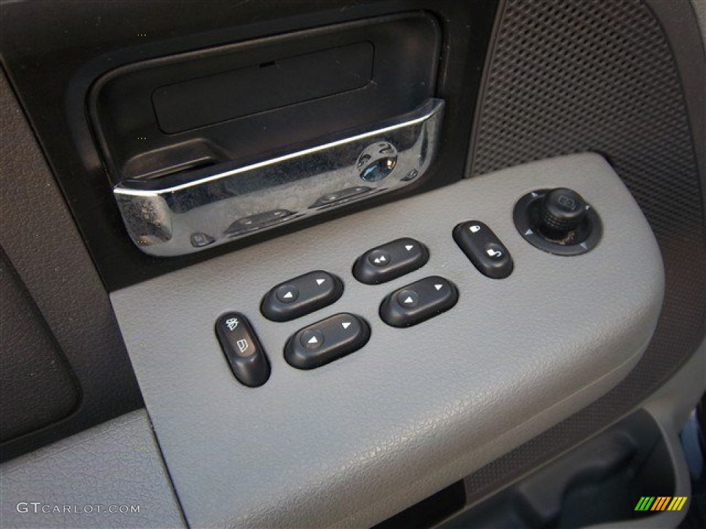 2005 F150 XLT SuperCab - True Blue Metallic / Medium Flint/Dark Flint Grey photo #11
