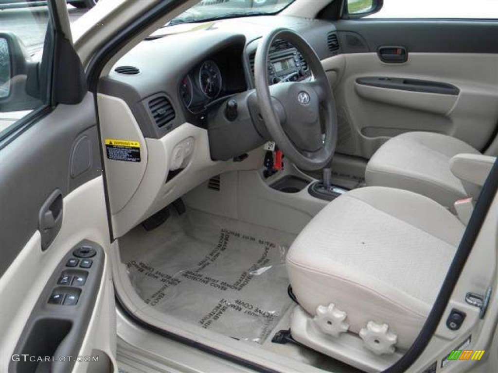 Beige Interior 2007 Hyundai Accent GLS Sedan Photo #76757969