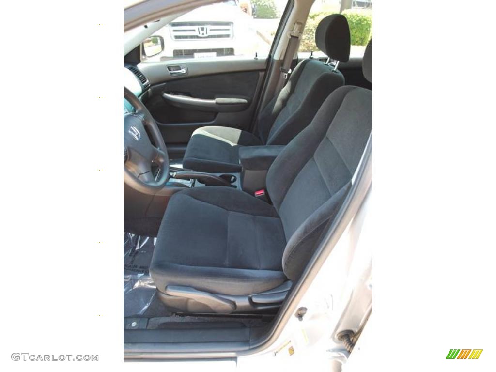 2006 Accord SE Sedan - Alabaster Silver Metallic / Black photo #15
