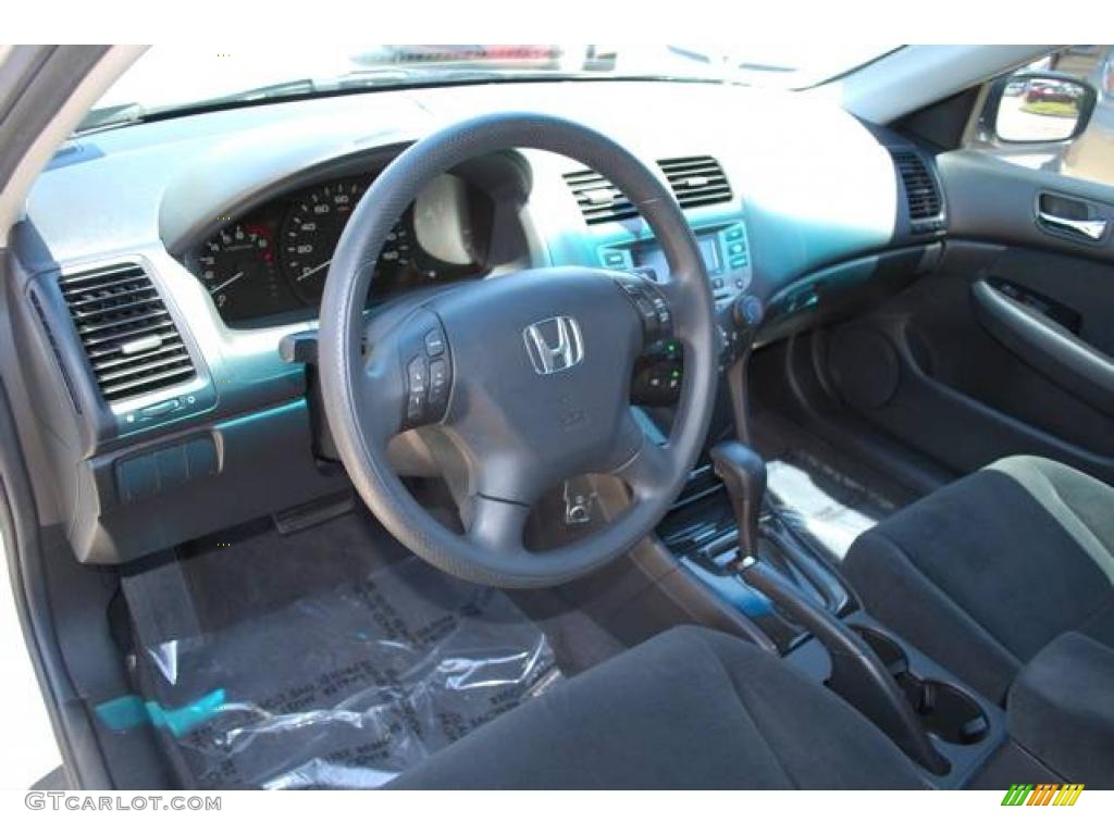2006 Accord SE Sedan - Alabaster Silver Metallic / Black photo #16
