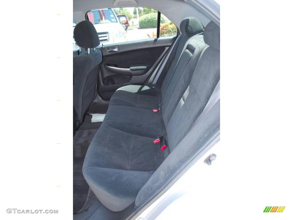 2006 Accord SE Sedan - Alabaster Silver Metallic / Black photo #28