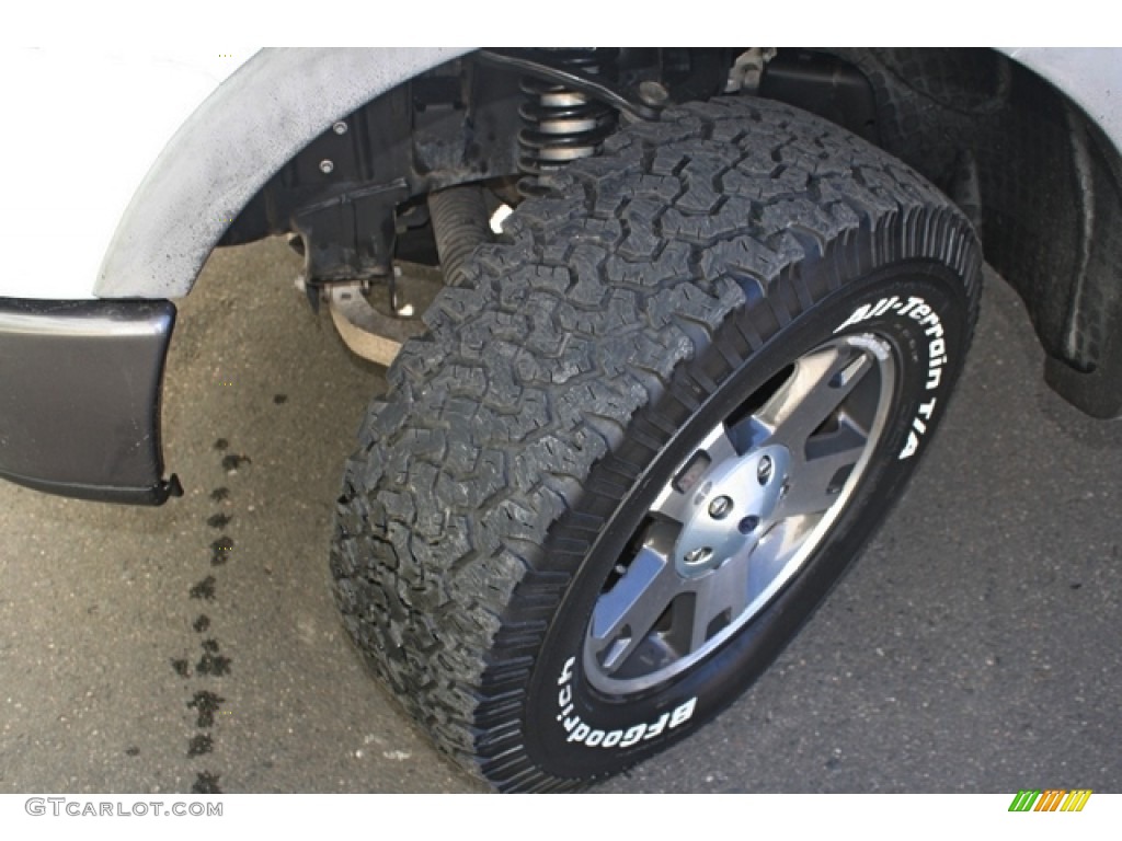 2006 F150 FX4 SuperCab 4x4 - Oxford White / Black/Medium Flint photo #24