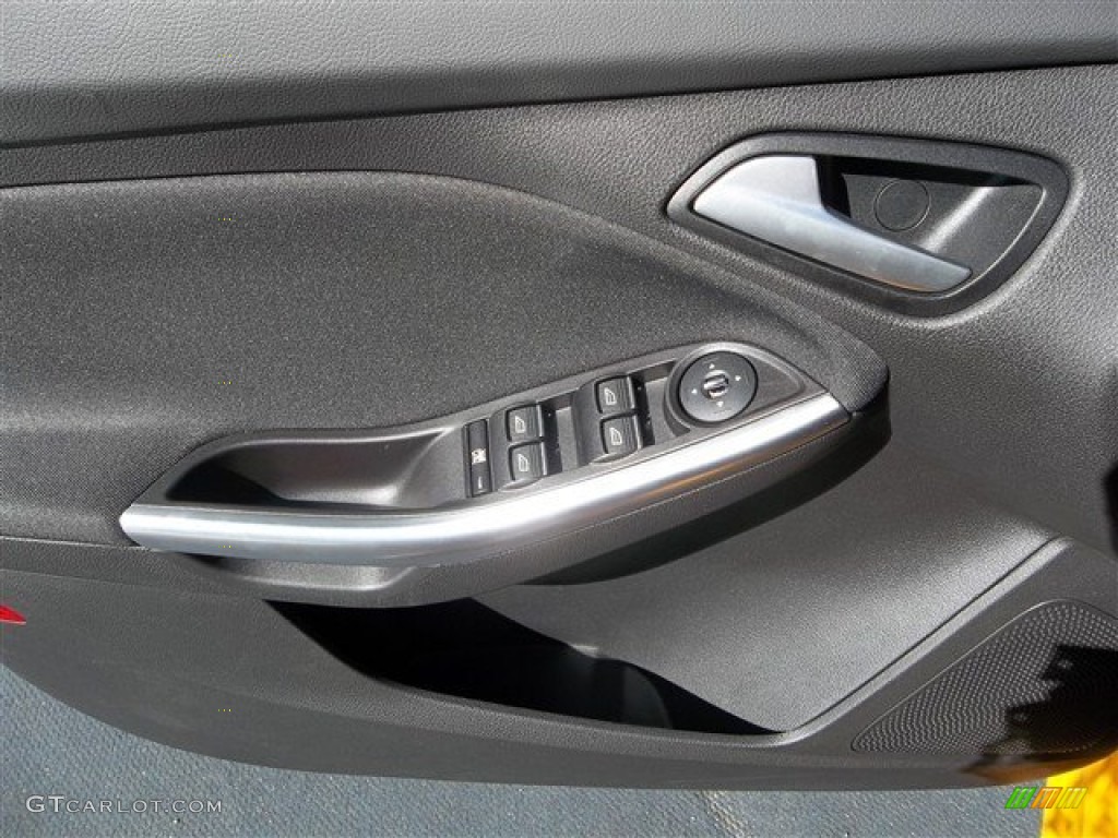 2013 Ford Focus ST Hatchback ST Charcoal Black Full-Leather Recaro Seats Door Panel Photo #76763617
