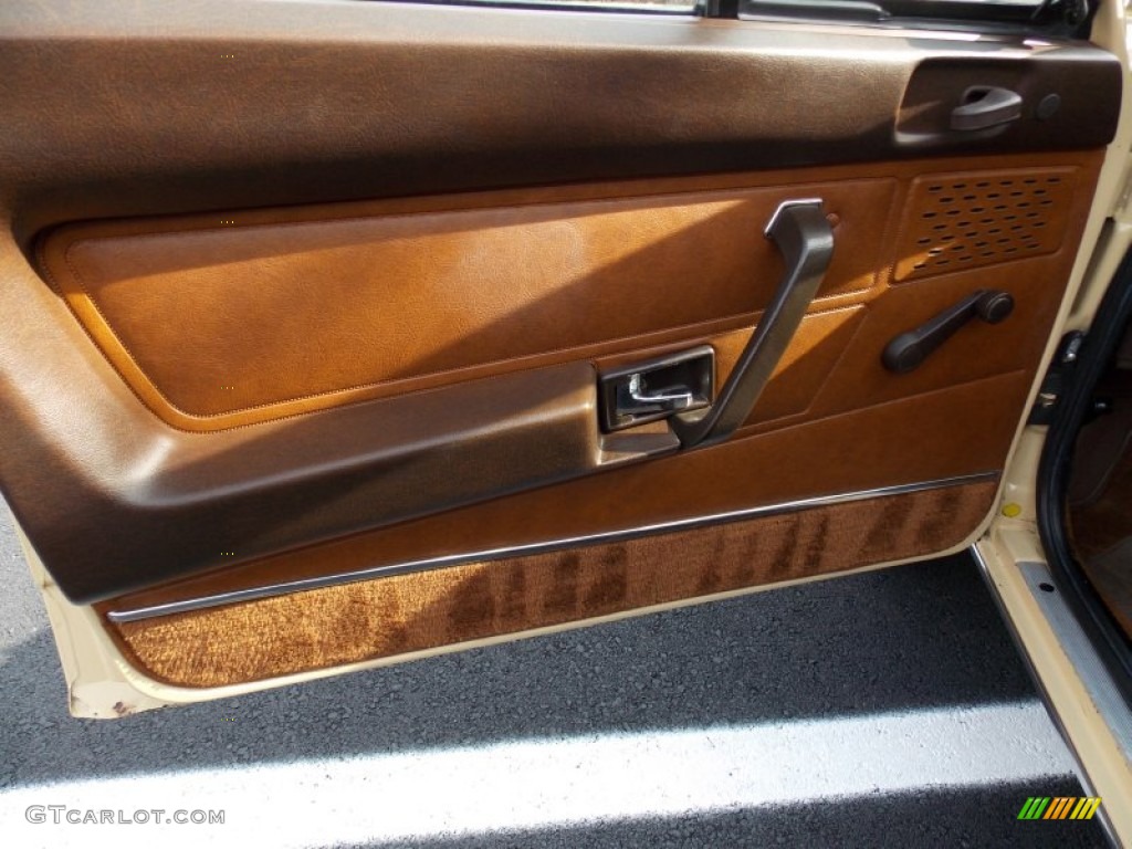 1978 Volkswagen Dasher Wagon Tobacco Door Panel Photo #76769085