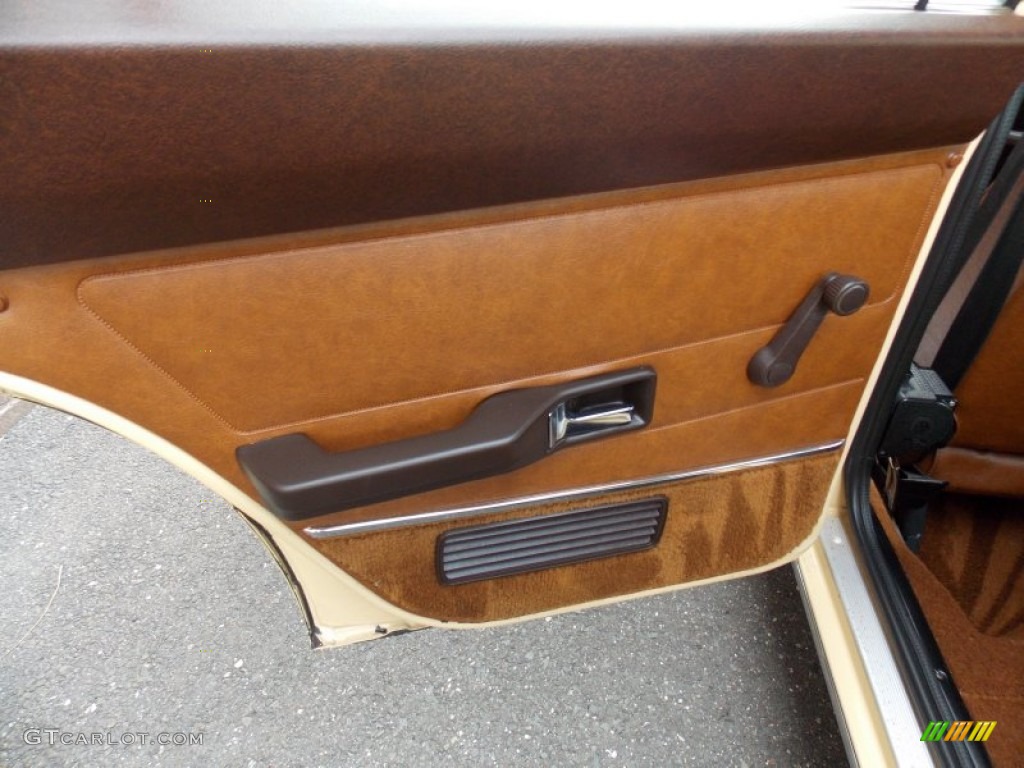 1978 Volkswagen Dasher Wagon Tobacco Door Panel Photo #76769218