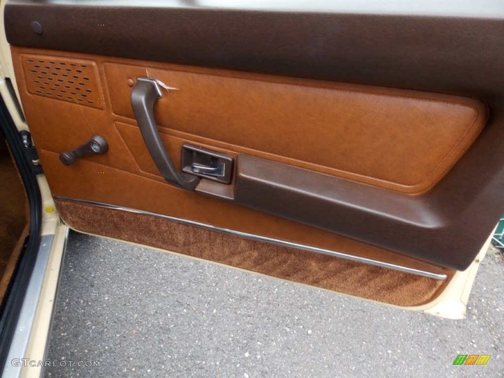 1978 Volkswagen Dasher Wagon Tobacco Door Panel Photo #76769357
