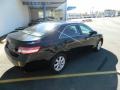 Black - Camry LE Photo No. 6